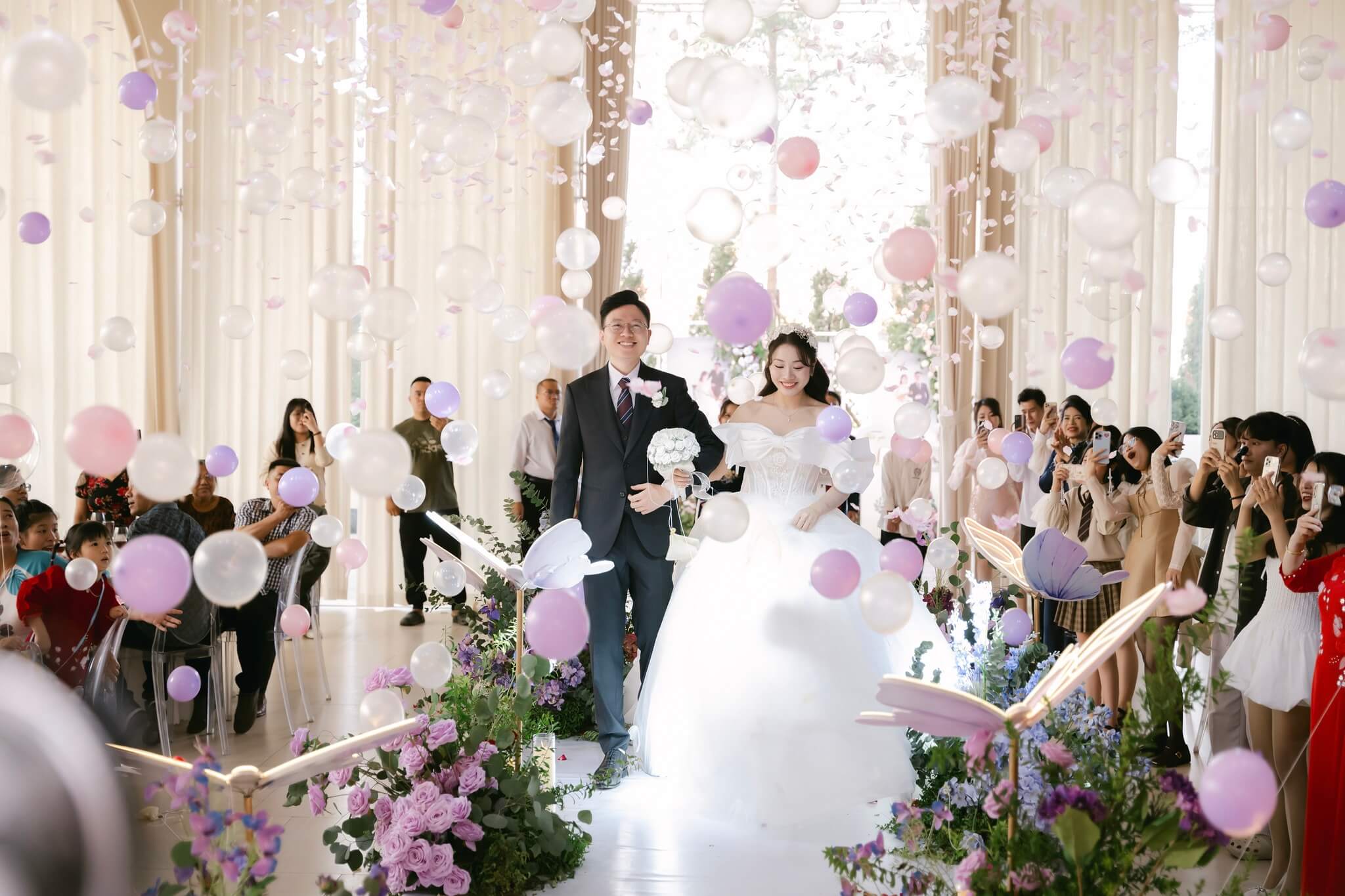Kinh nghiệm đặt nhà hàng tiệc cưới - Khảo sát thực tế tại nhà hàng tiệc cưới