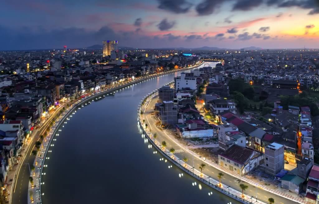 nơi chụp ảnh đẹp ở hải phòng - phố đi bộ tam bạc