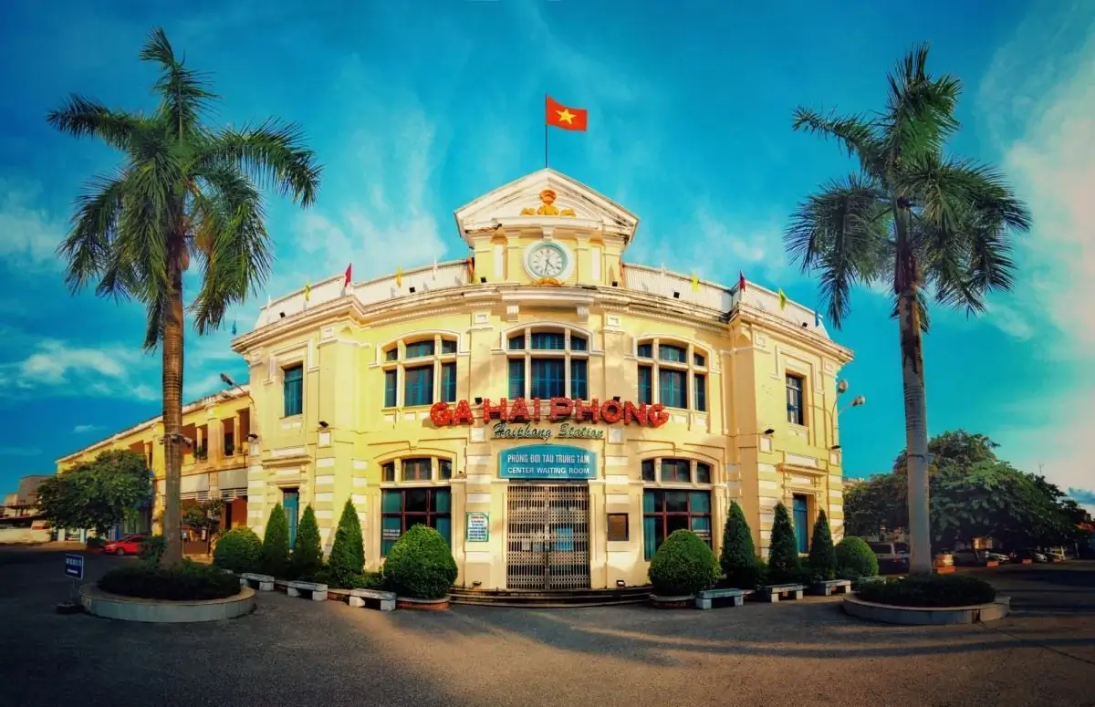 Những địa điểm chụp ảnh đẹp ở Hải Phòng - Ga Hải Phòng