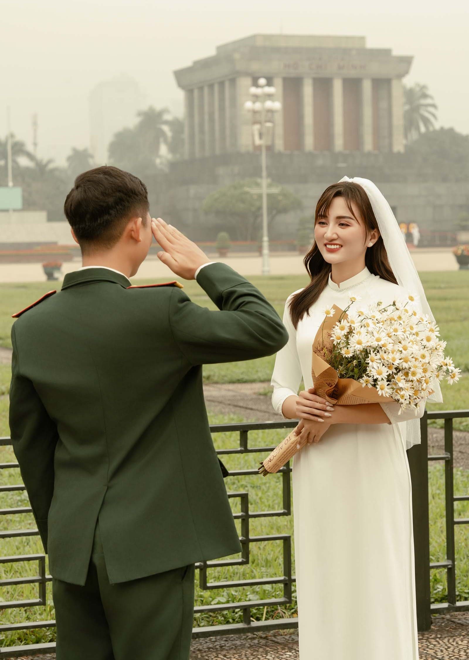 Ý tưởng concept ảnh cưới công an đẹp, ấn tượng