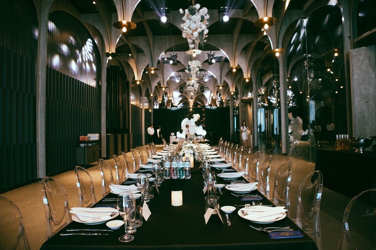 Cách làm sinh nhật bất ngờ - Lên menu