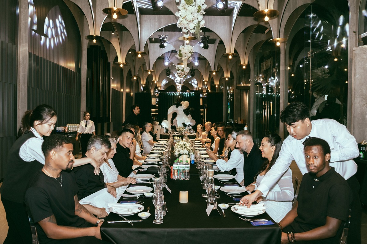 Cách làm sinh nhật bất ngờ - Bí mật thông báo