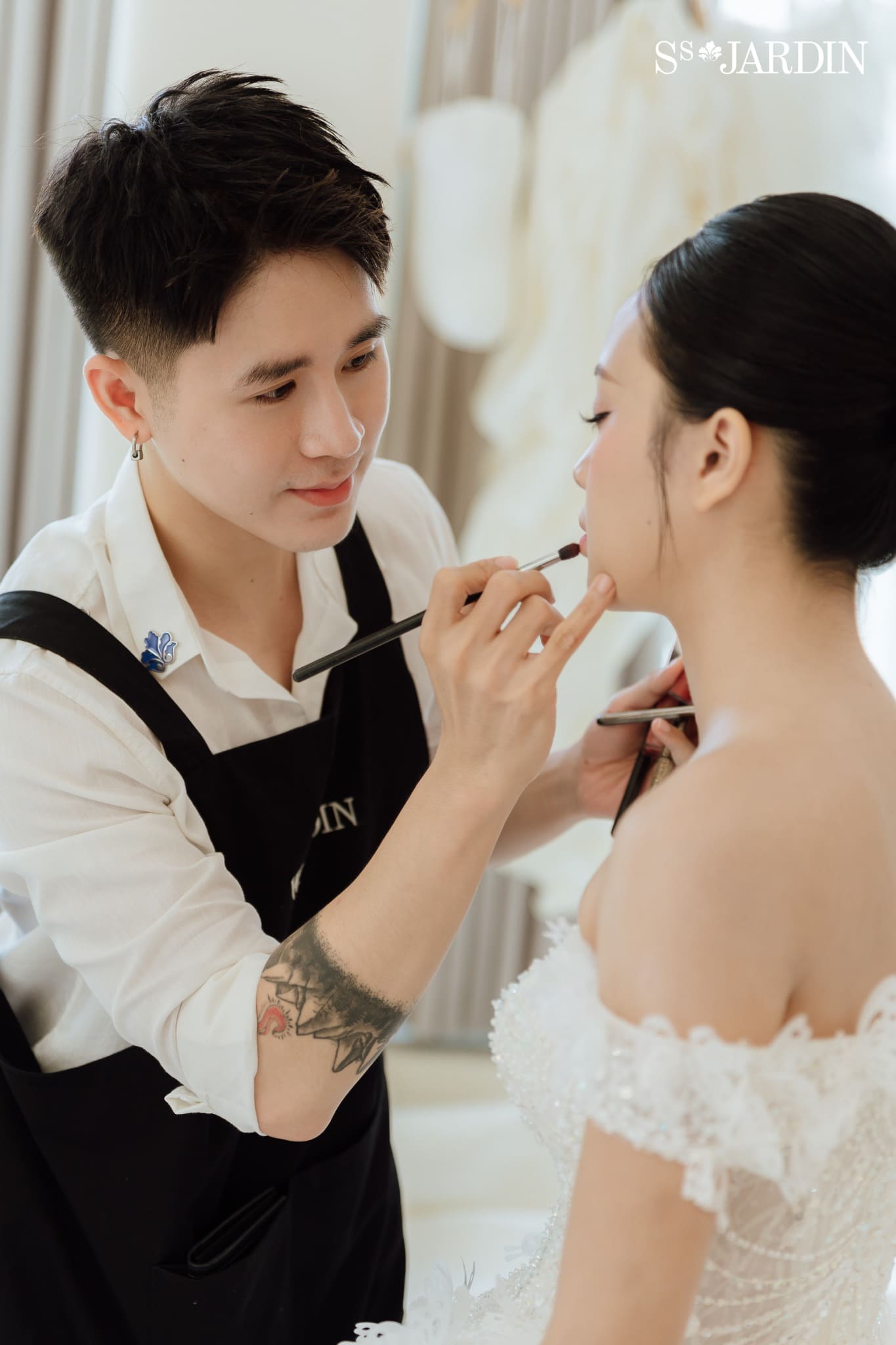 Quy trình make up cô dâu nhẹ nhàng hoàn hảo