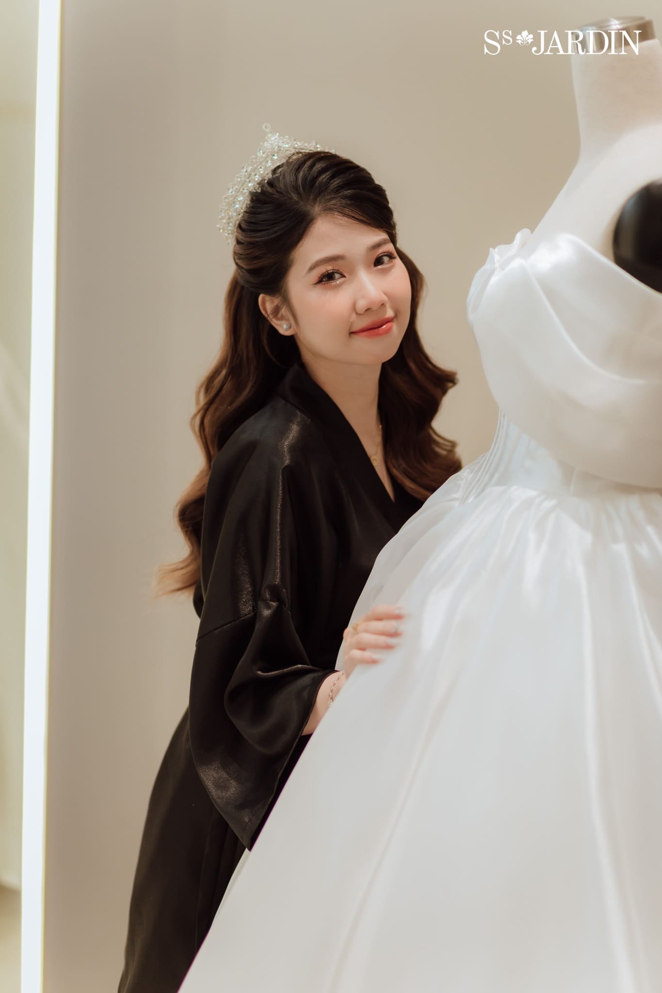 Vì sao kiểu make up cô dâu nhẹ nhàng được ưa chuộng?