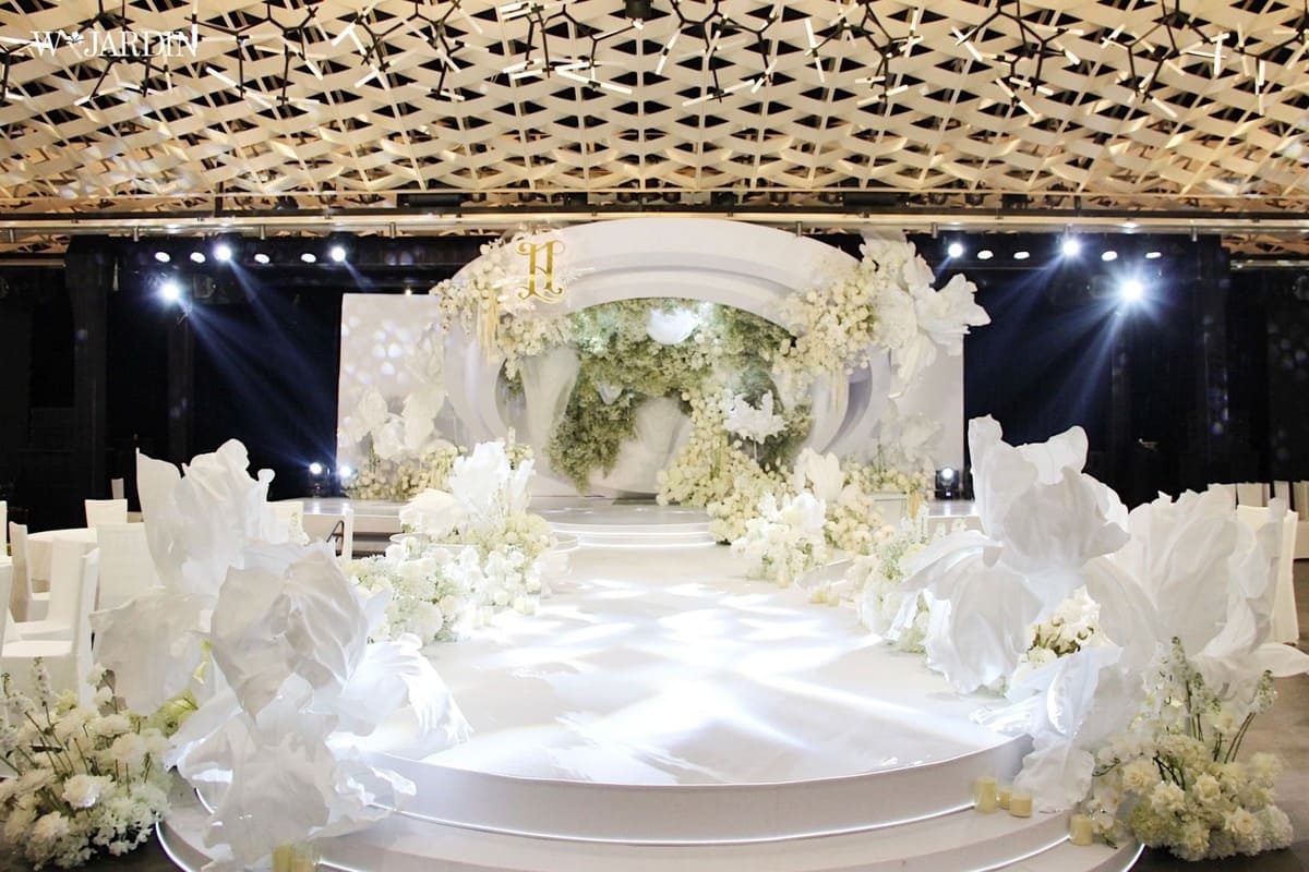 Phong cách trang trí sân khấu đám cưới xu hướng