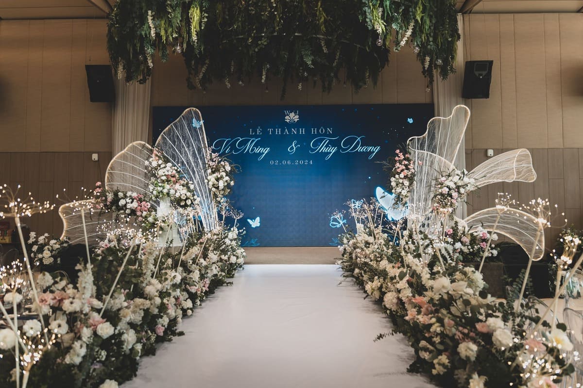 Các mẫu sân khấu đám cưới đẹp nhất hiện nay