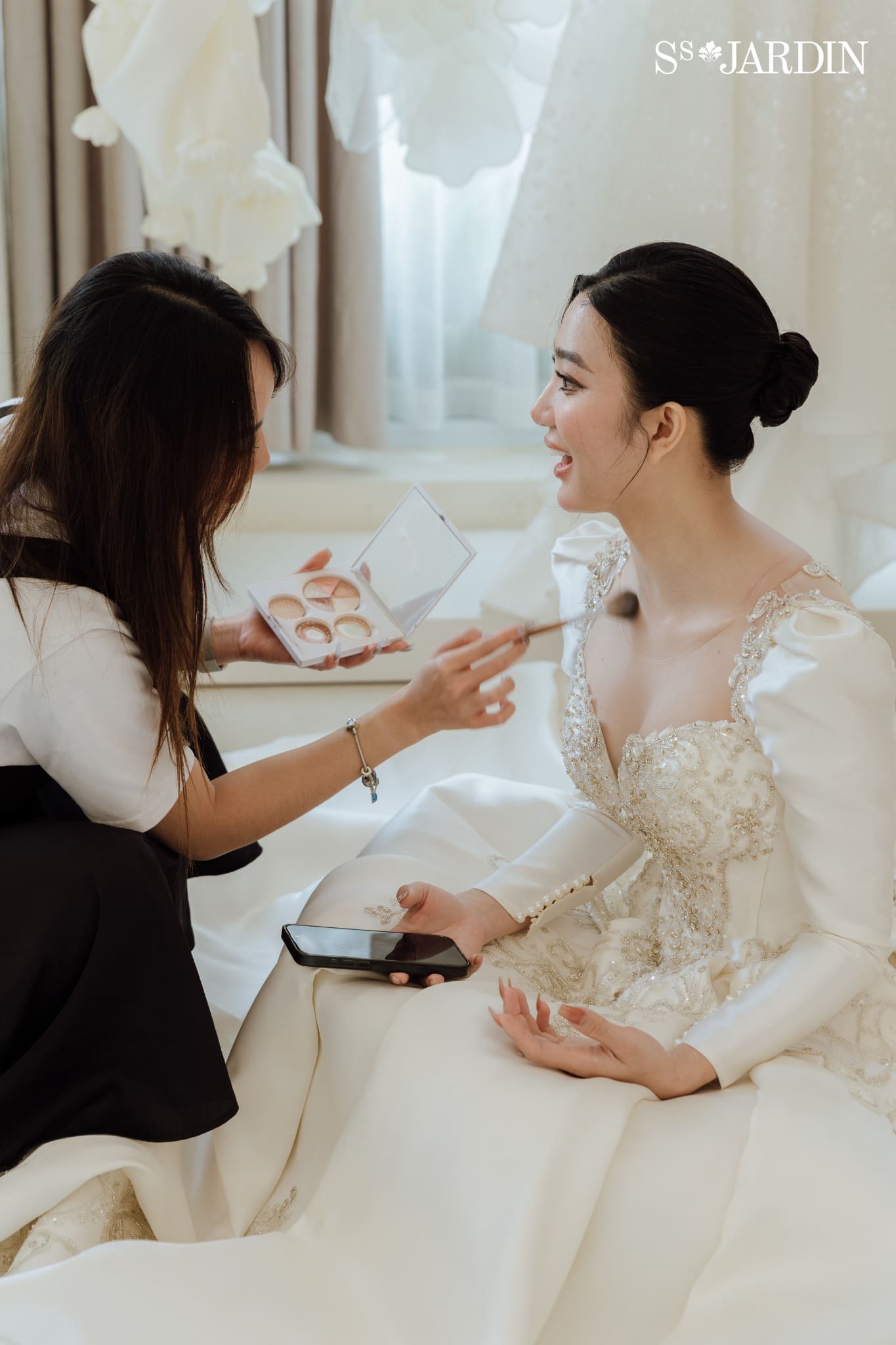 Phóng sự cưới là gì