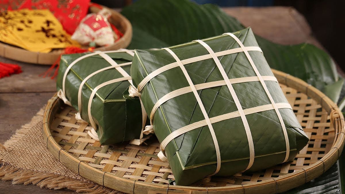 quà đáp lễ cho khách vào ngày cưới - bánh chưng