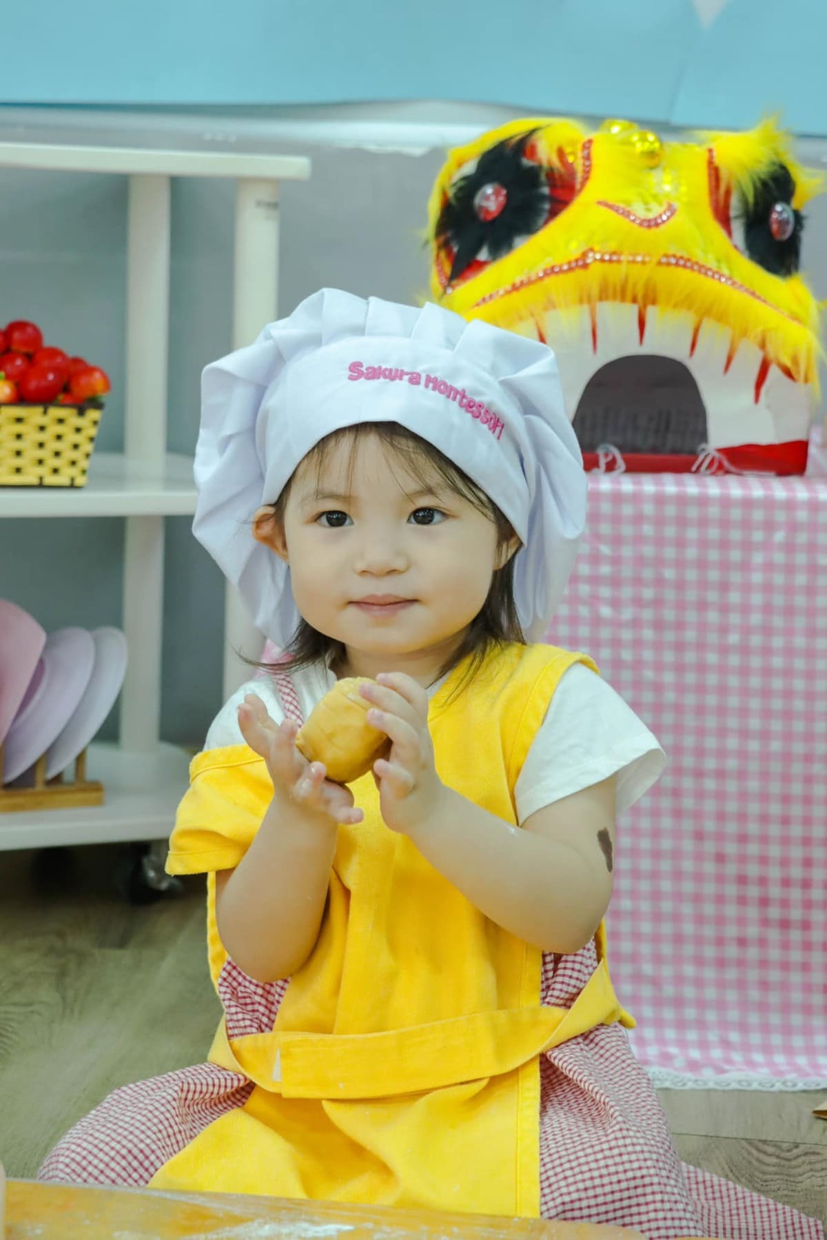 Tổ chức sự kiện trung thu cho thiếu nhi - tạo hình bánh