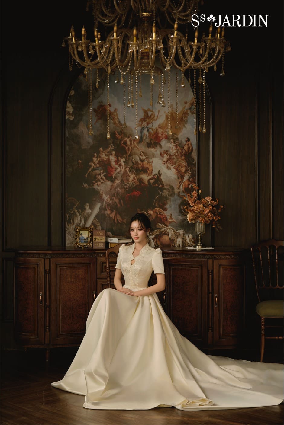 Nghệ thuật tạo dáng trong phong cách hoàng gia