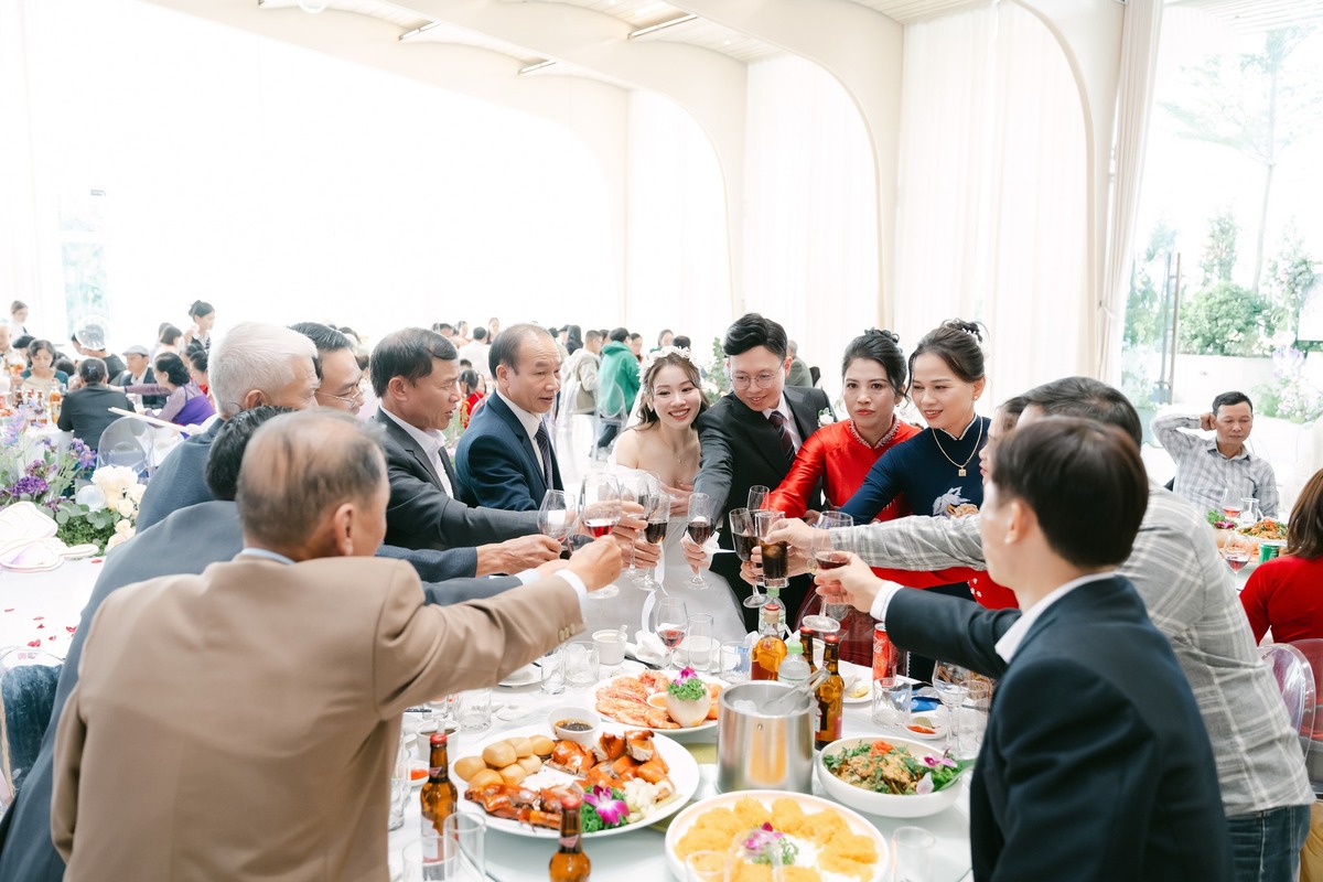 Thực đơn đám cưới 6 món – Hướng dẫn lên menu chi tiết