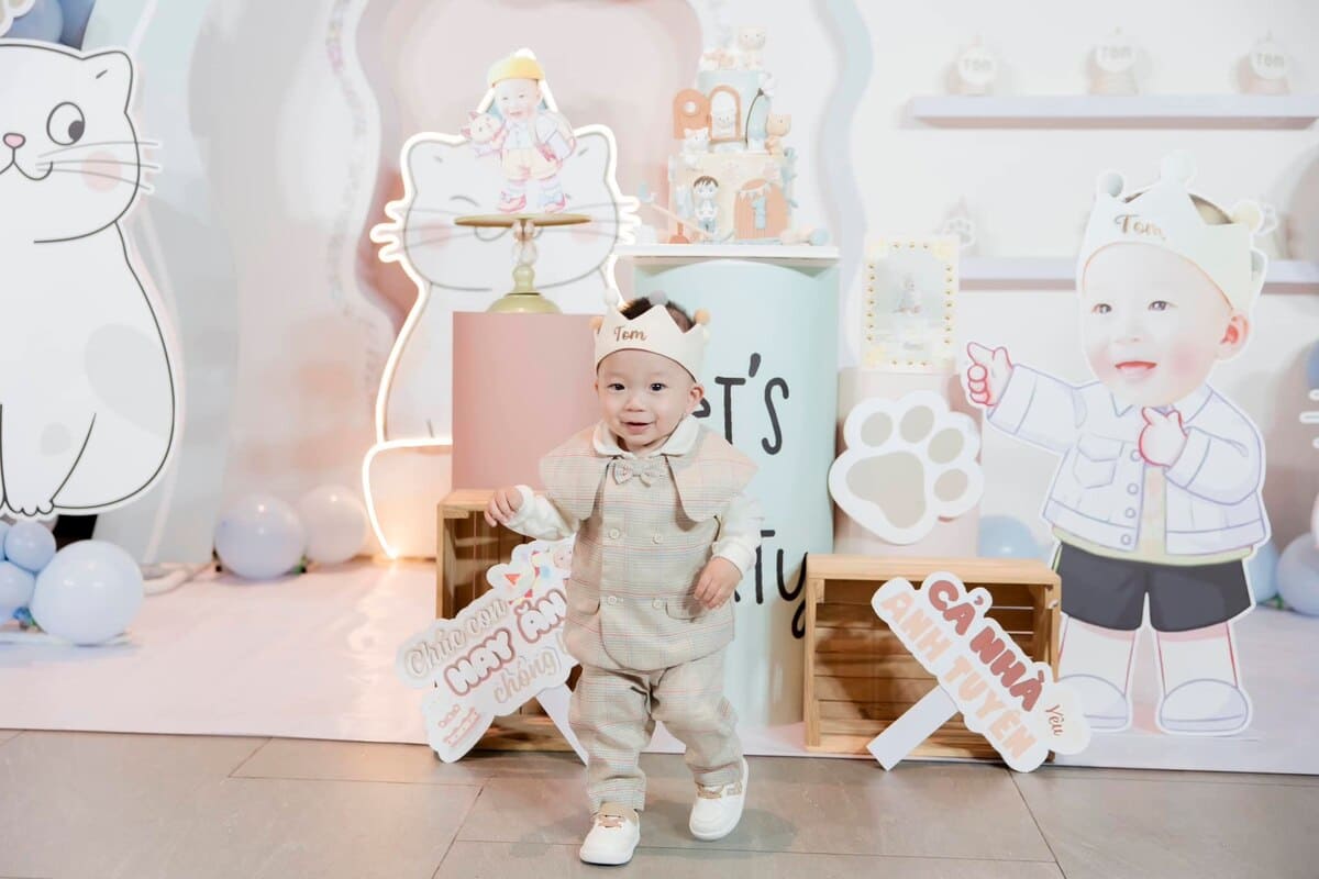 Trang trí thôi nôi bé trai – Hướng dẫn chi tiết tạo nên tiệc sinh nhật đáng nhớ