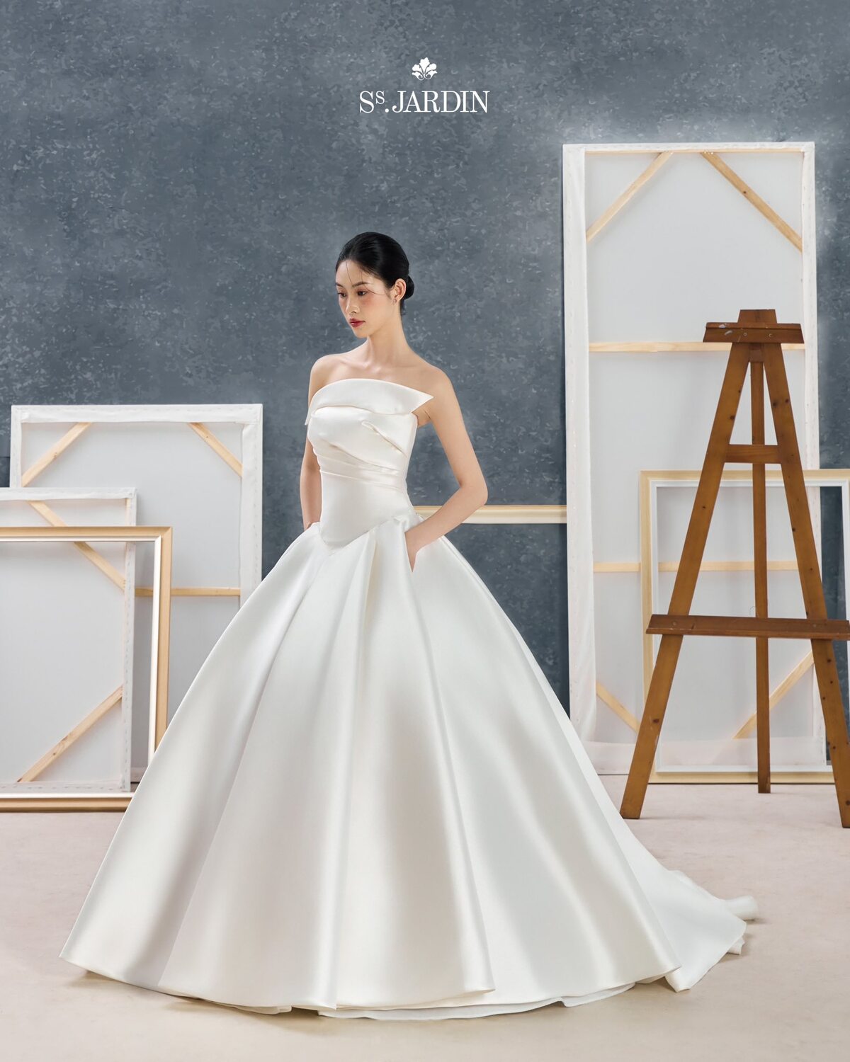 Bộ sưu tập váy cưới đơn giản kín đáo tại Showroom Ss.Jardin