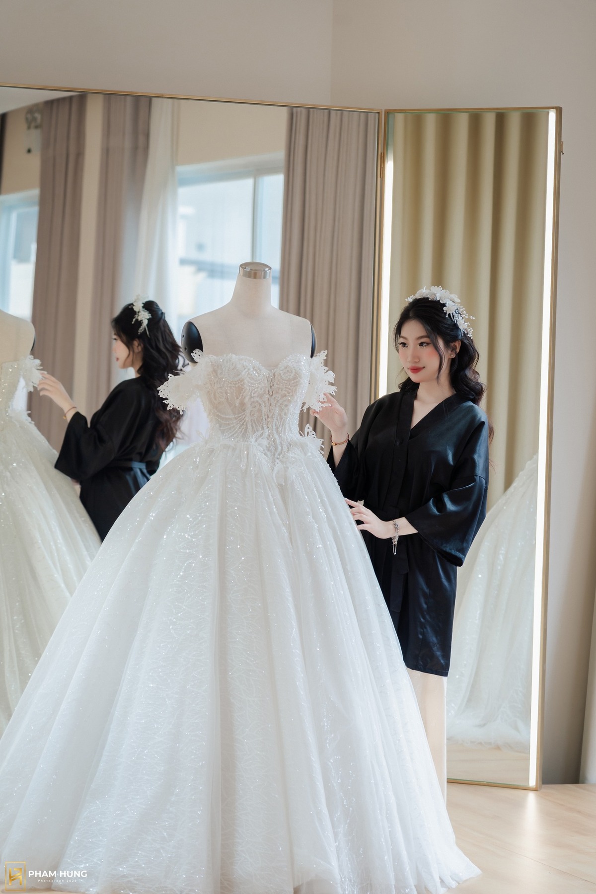 Váy cưới xoè - Biểu tượng vẻ đẹp bất hủ