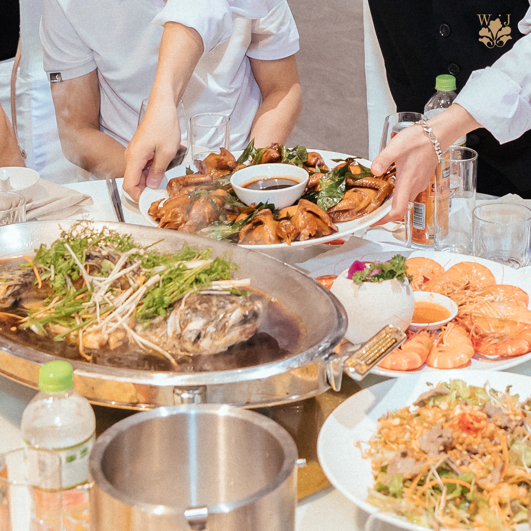 nhà hàng tổ chức year end party hải phòng