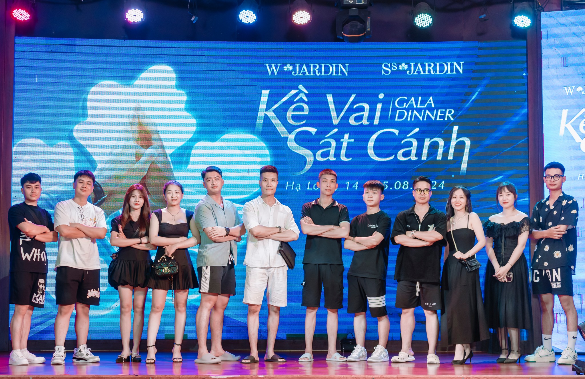 Mẫu backdrop Year End Party