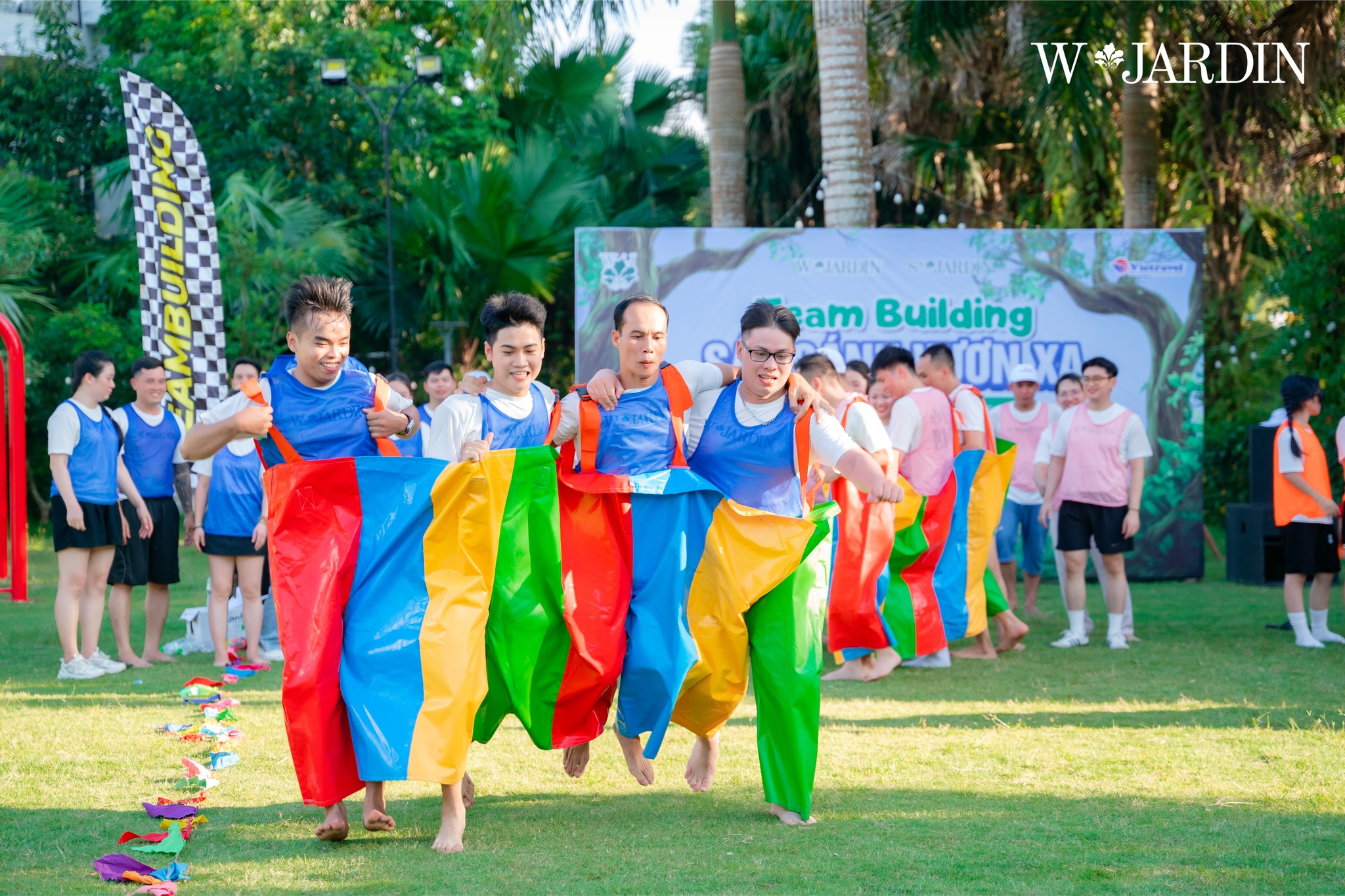 Các trò chơi liên hoan cuối năm – Kết nối cảm xúc, lan tỏa niềm vui