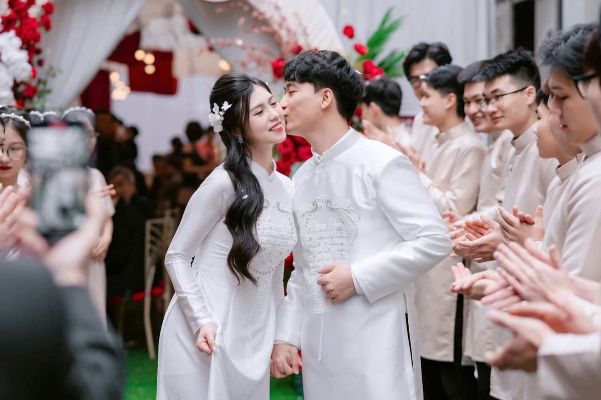 Dạm ngõ và ăn hỏi: Bí mật đằng sau hai nghi thức truyền thống Việt Nam