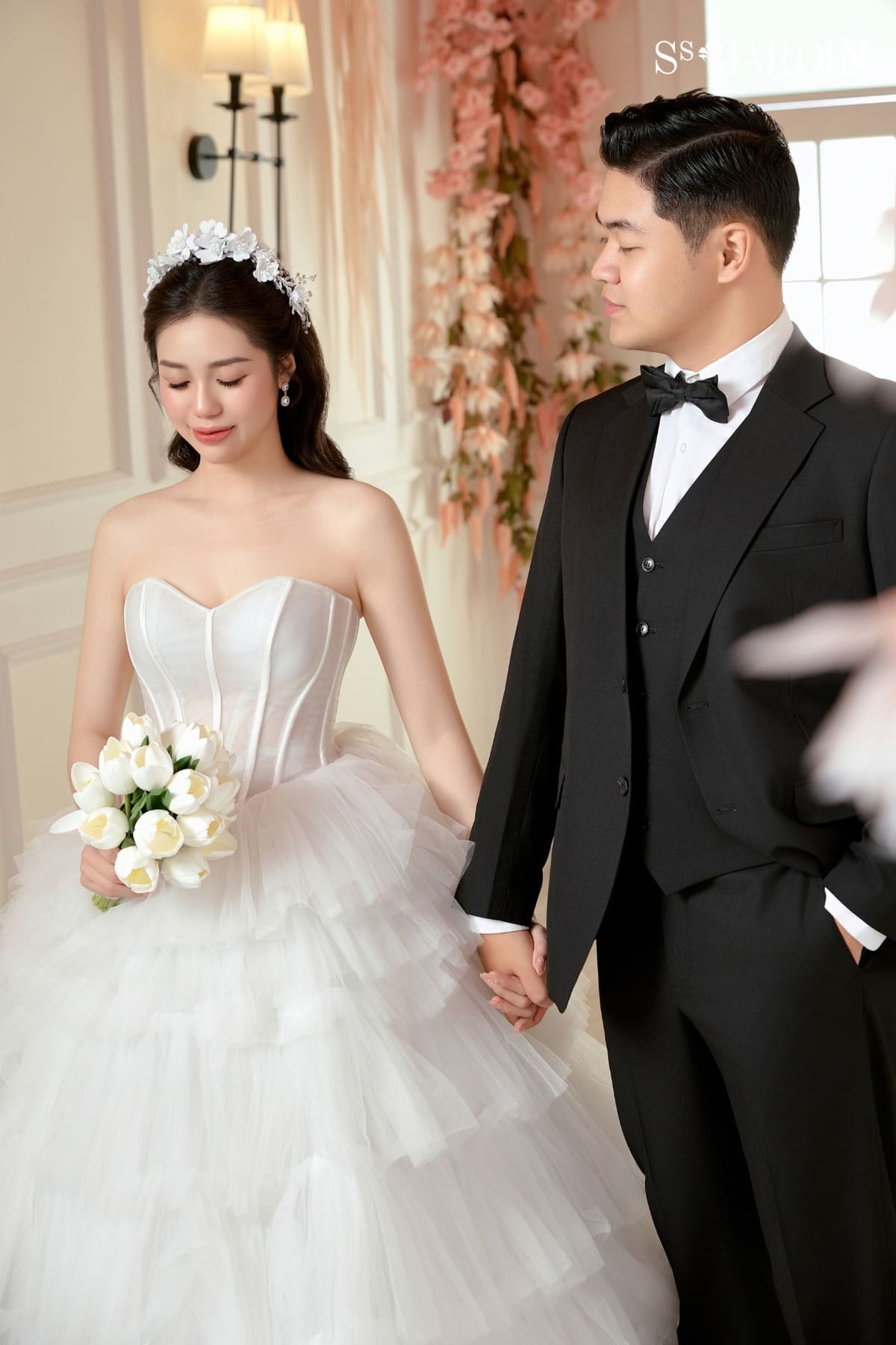 Phụ kiện tóc cô dâu