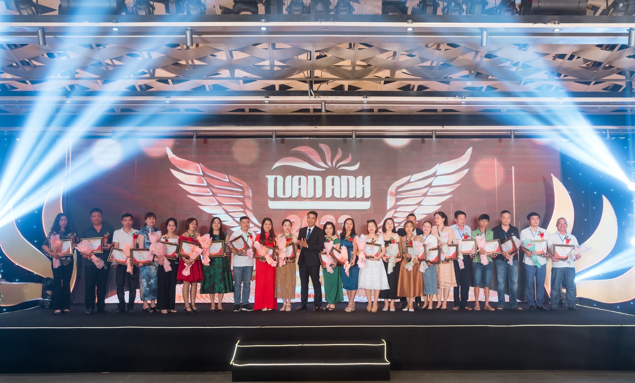 tiệc gala cuối năm