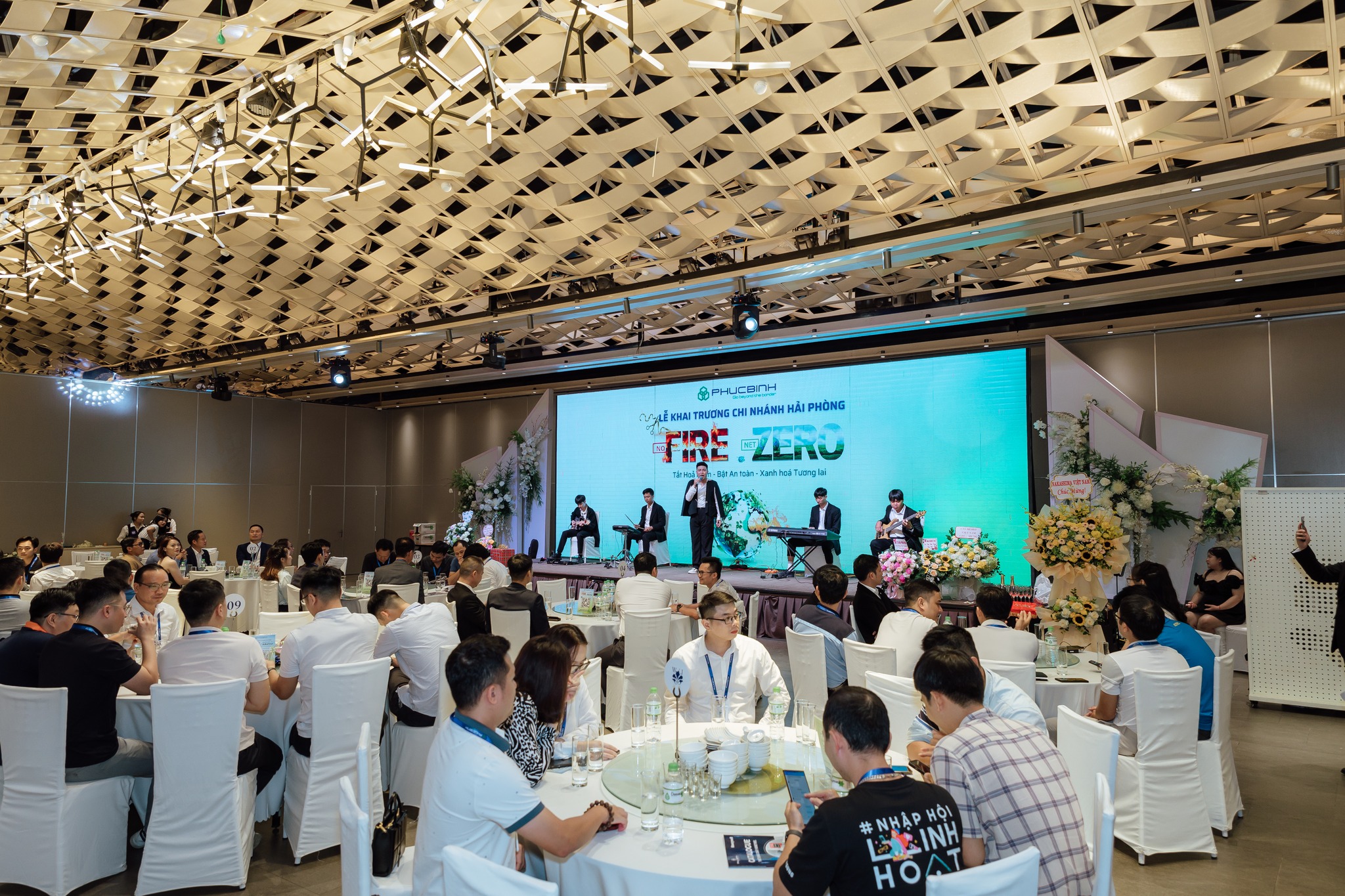 tổ chức hội nghị hội thảo