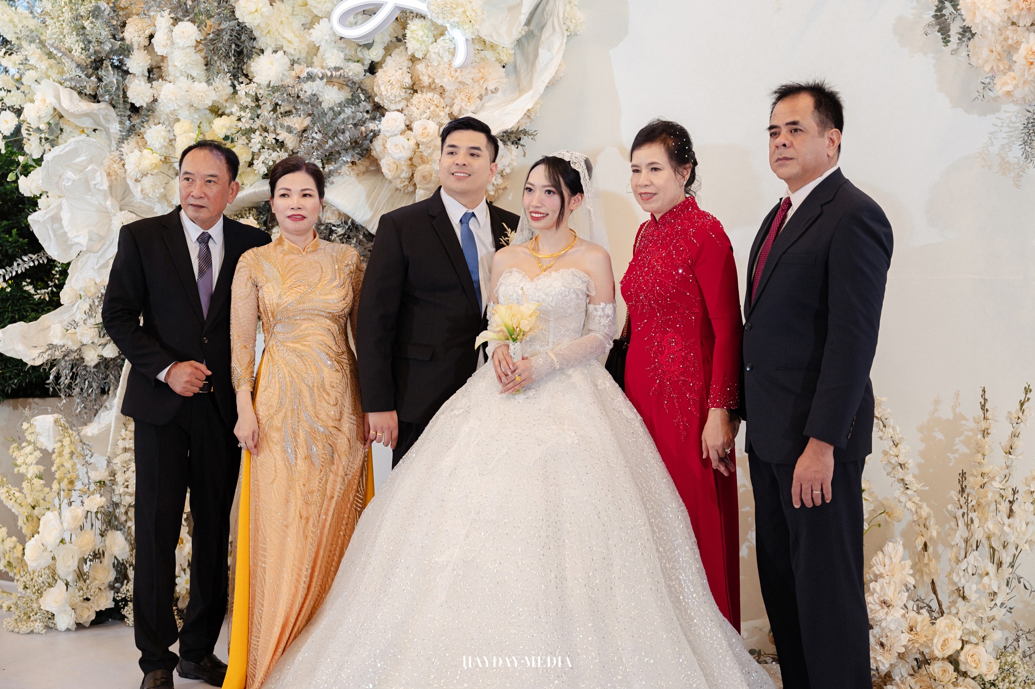 áo dài đẹp cho mẹ cô dâu