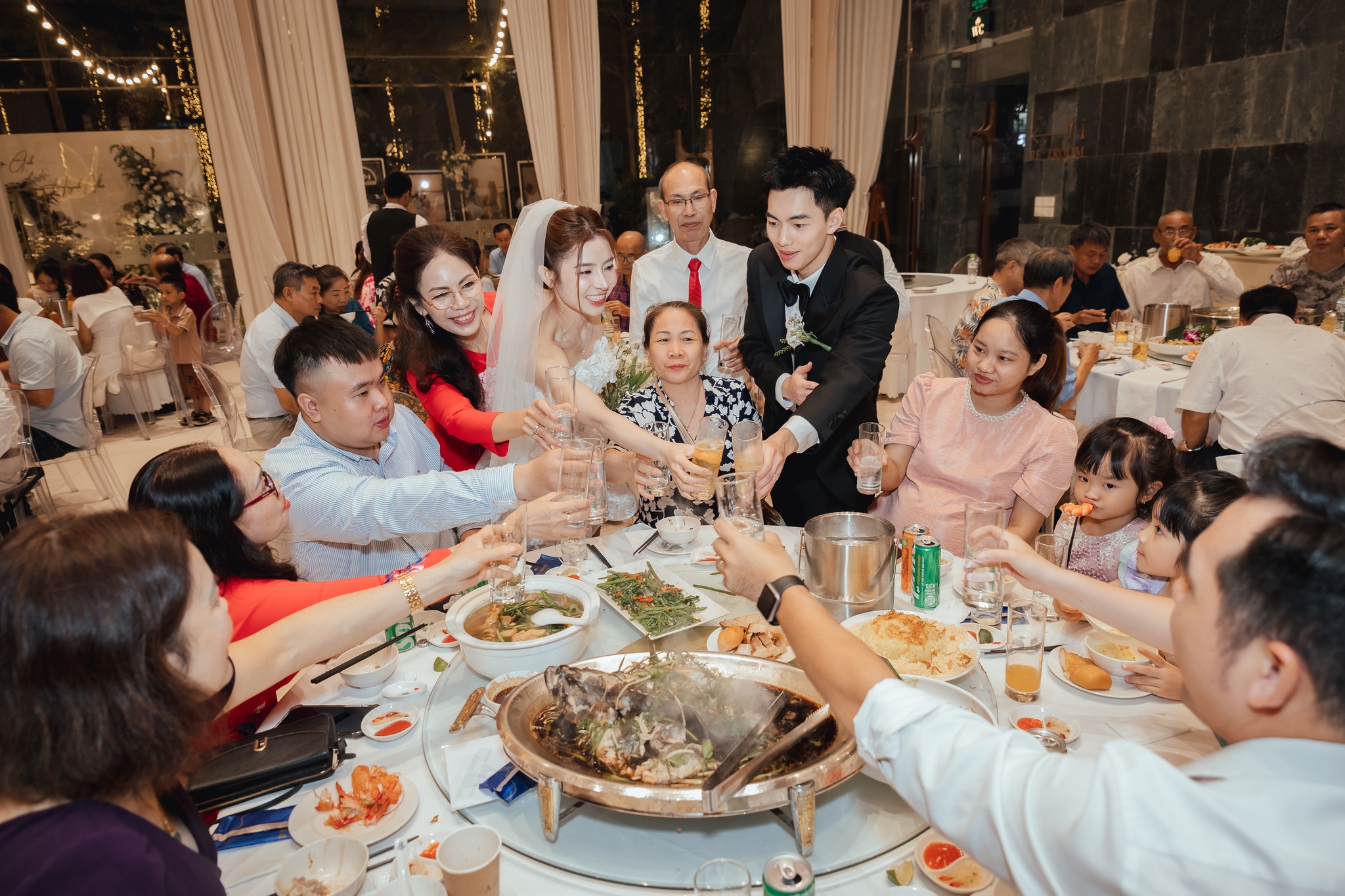 Từ truyền thống đến cao cấp: Cỗ cưới Hải Phòng thay đổi như thế nào theo thời gian