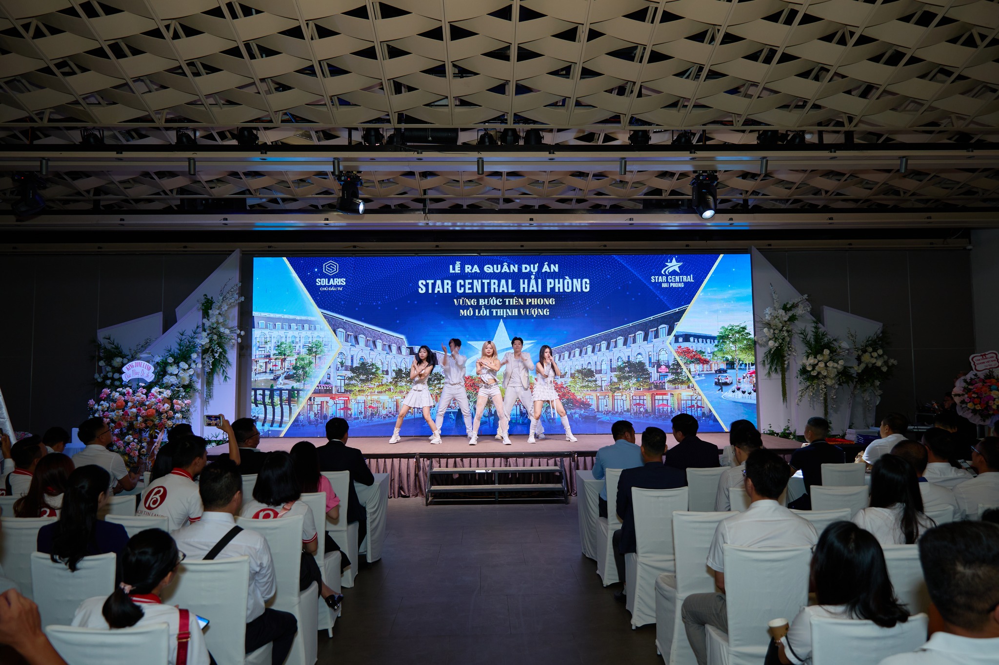 thuê phòng hội trường tổ chức sự kiện