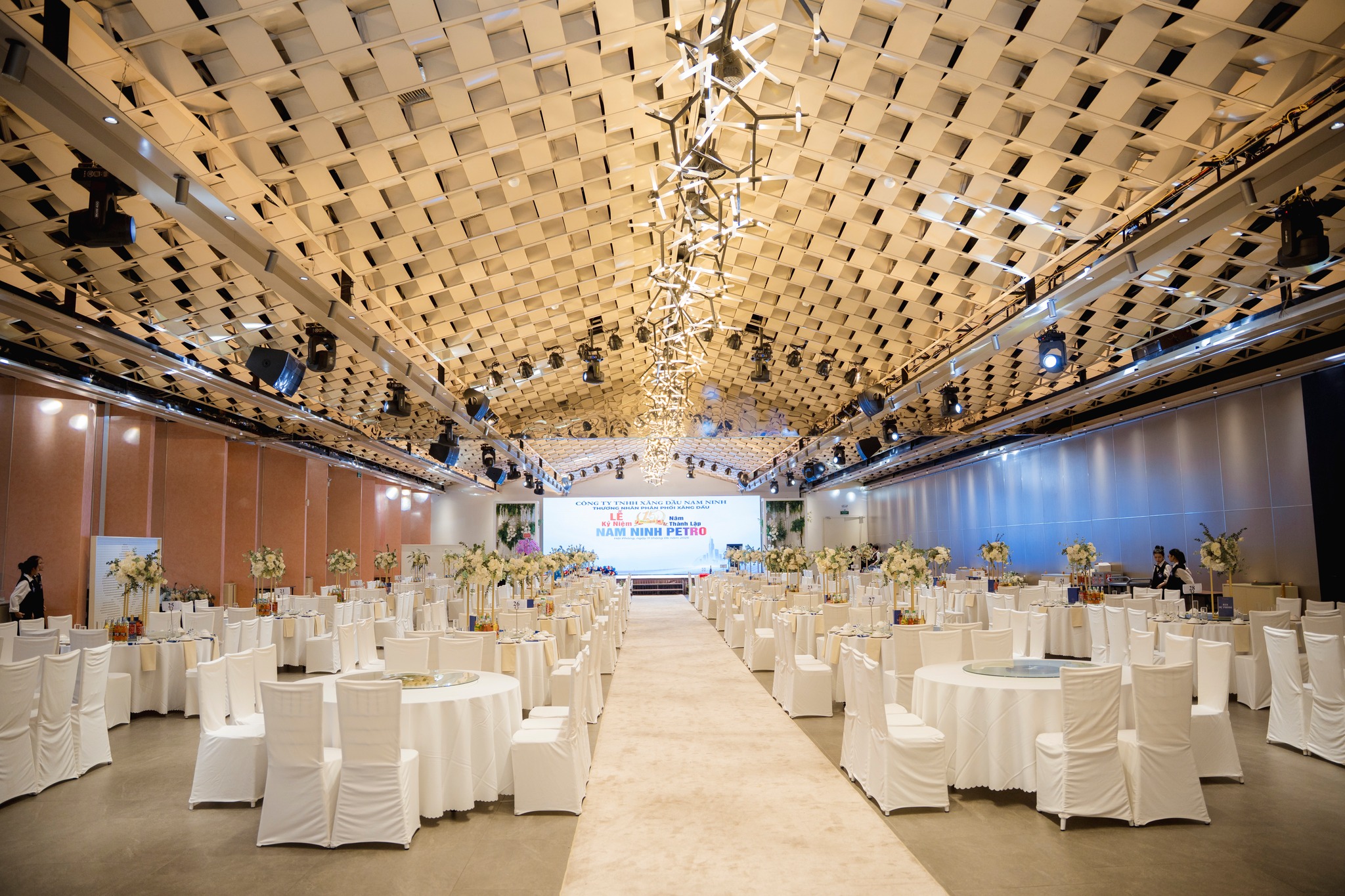 Cho thuê sảnh sự kiện tại W.Jardin – Không gian đẳng cấp, dịch vụ chuyên nghiệp