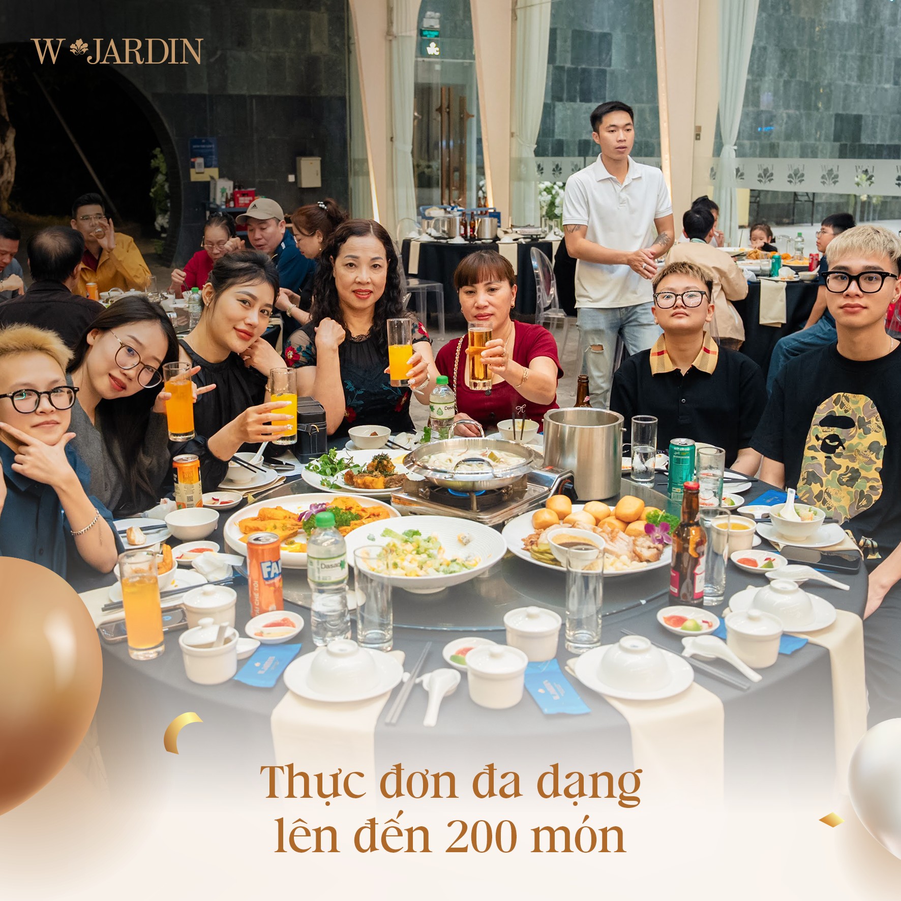 Thực đơn đa dạng lên đến 200 món