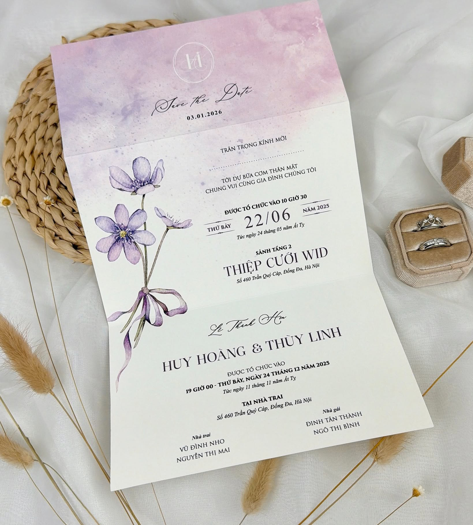 thiệp cưới tím