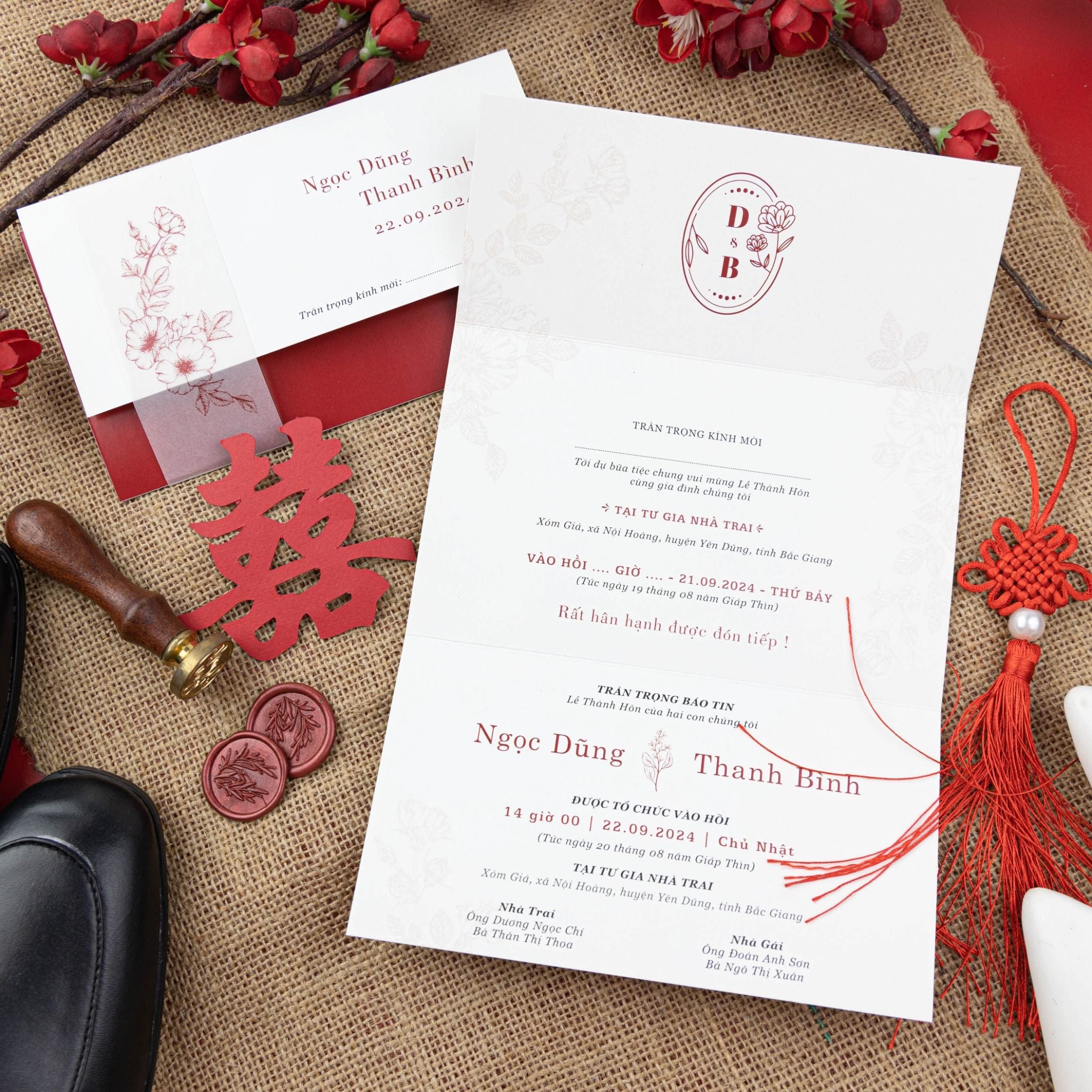 thiệp cưới gấp 3