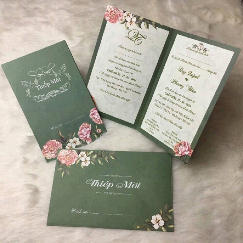 thiệp cưới màu xanh lá cây