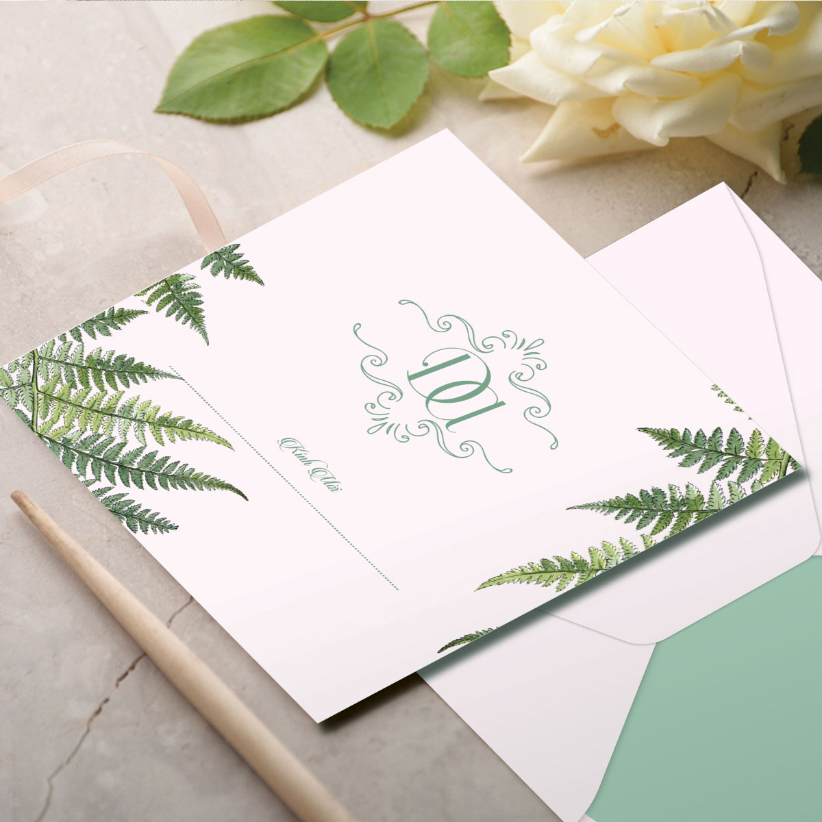 thiệp cưới màu xanh lá