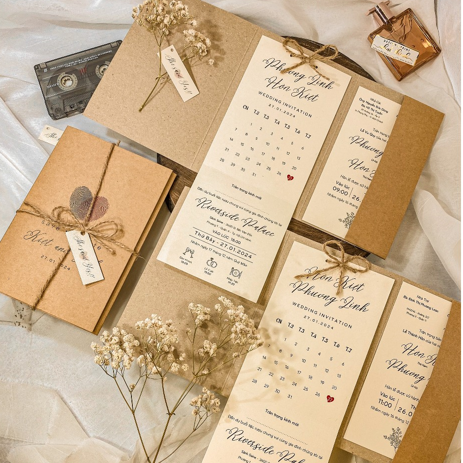 thiệp cưới màu nâu