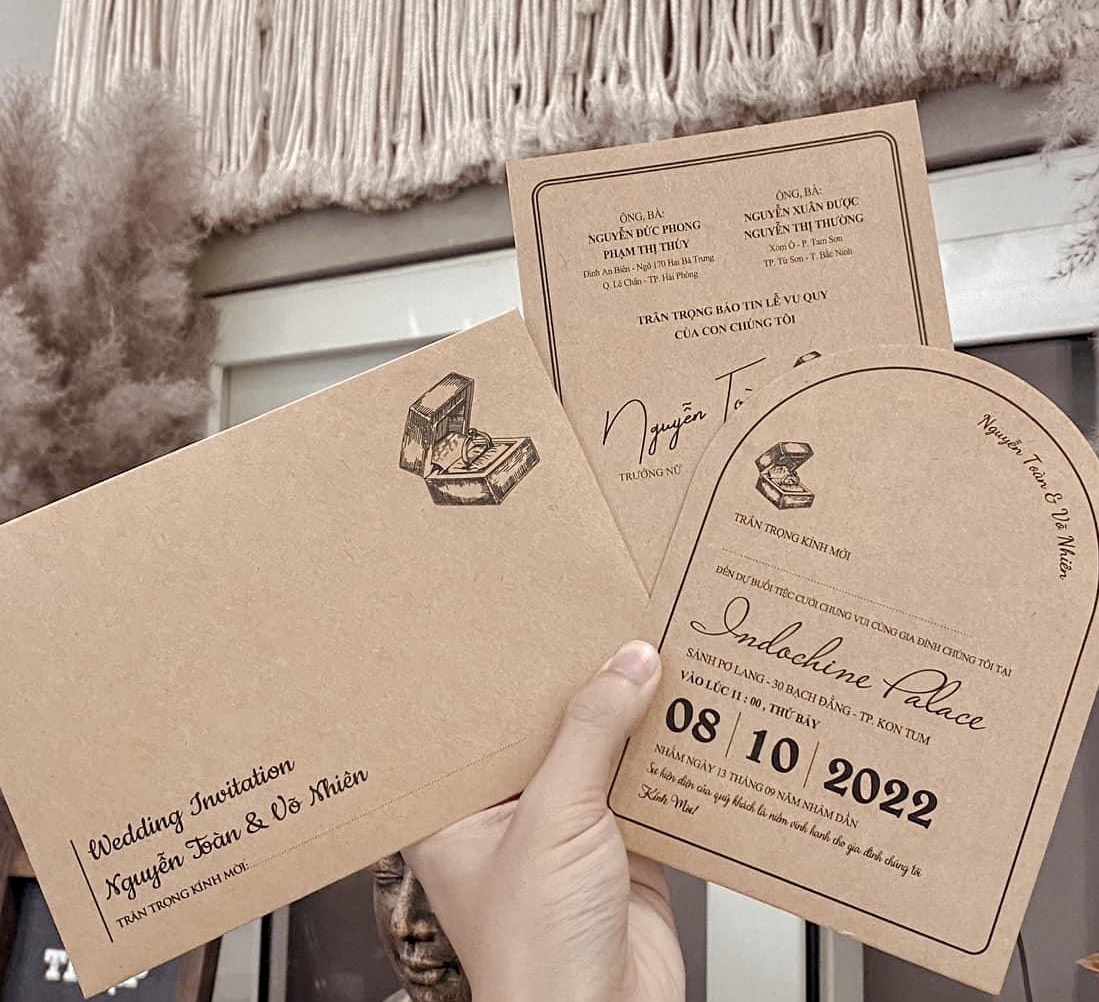 thiệp mời cưới màu nâu