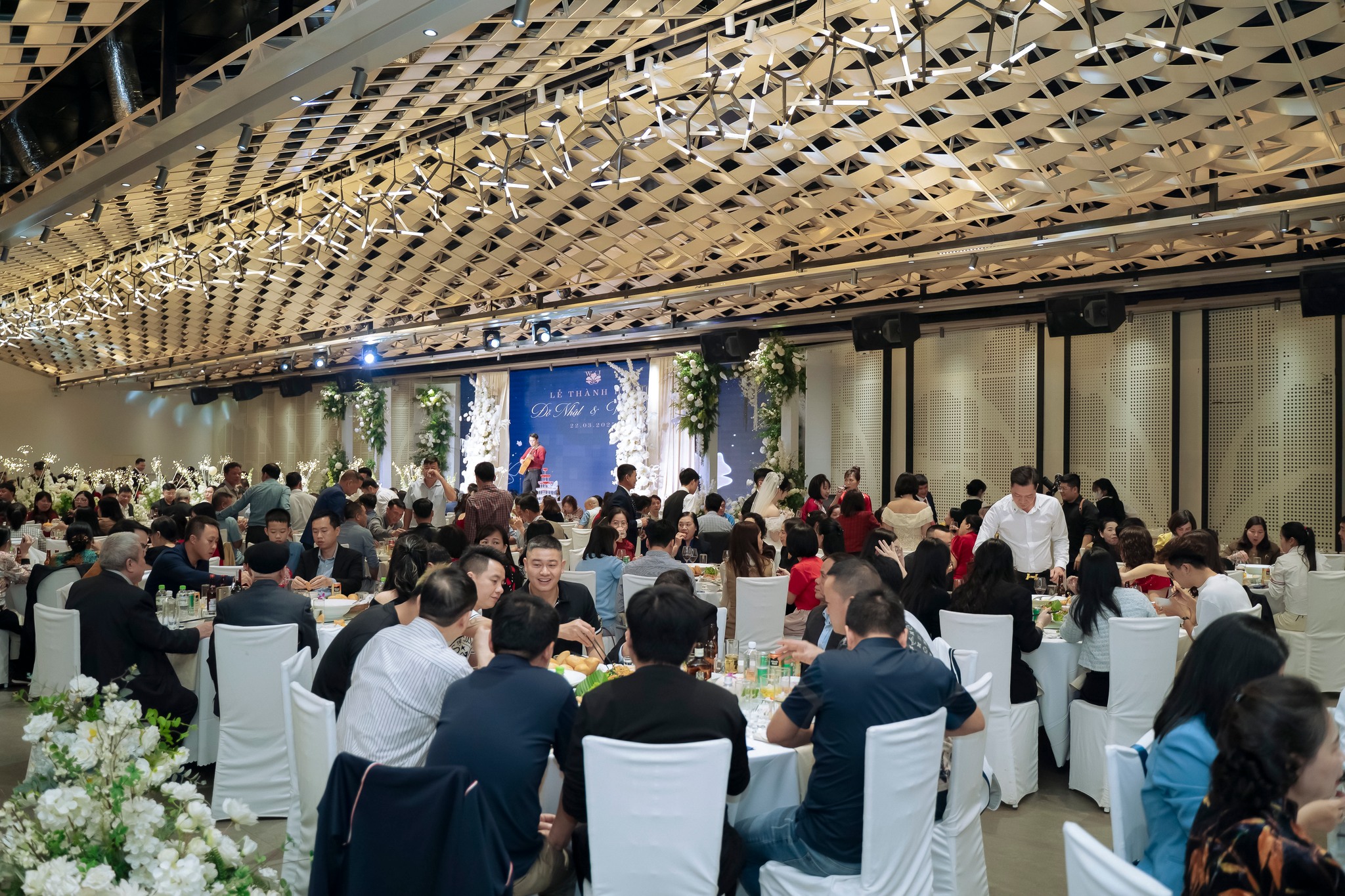 kinh nghiệm chọn nhà hàng tiệc cưới
