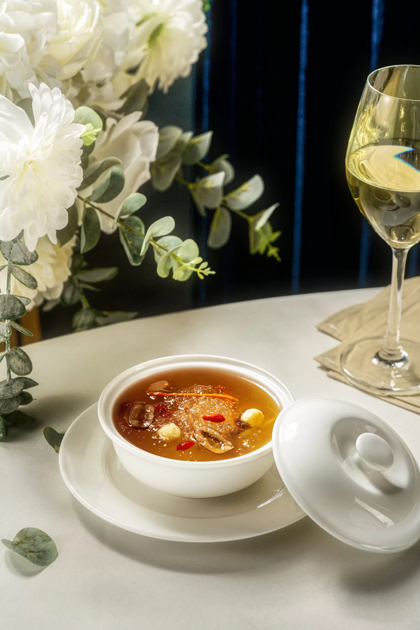Menu tiệc cưới truyền thống Việt Nam nâng cấp
